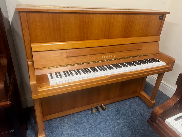Yamaha U1N