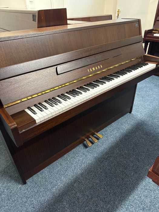 Yamaha C108N