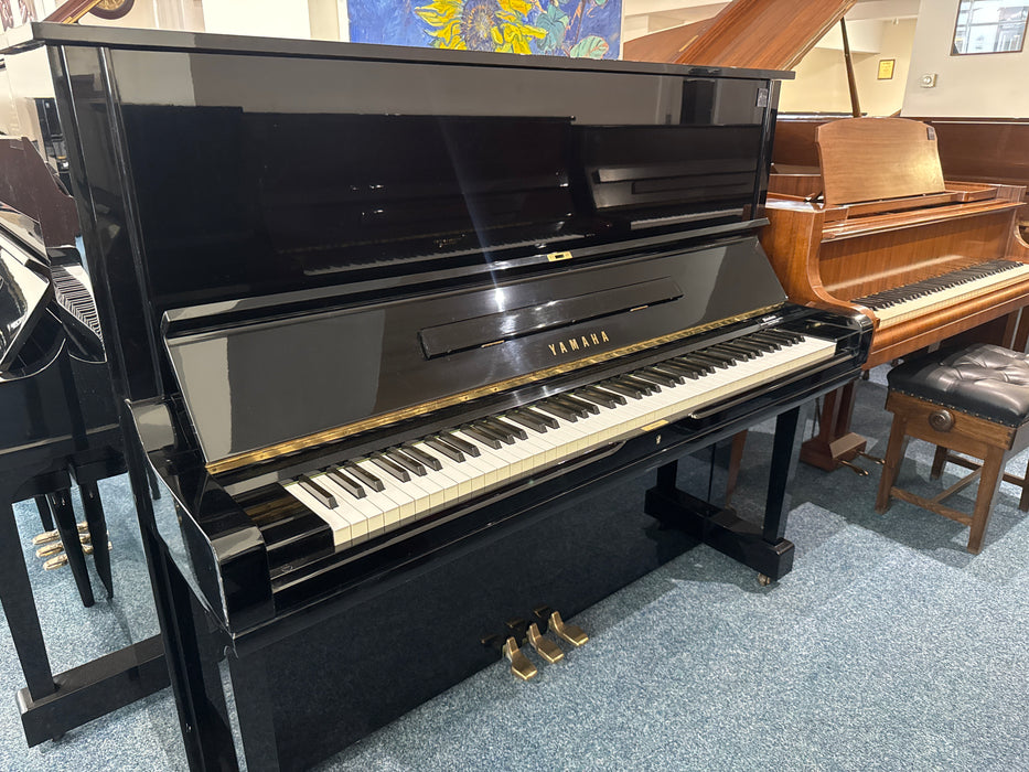 Yamaha U3A