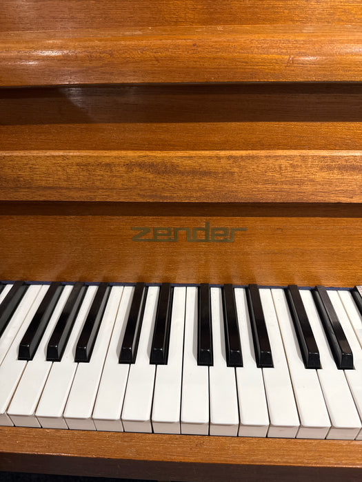 Zender