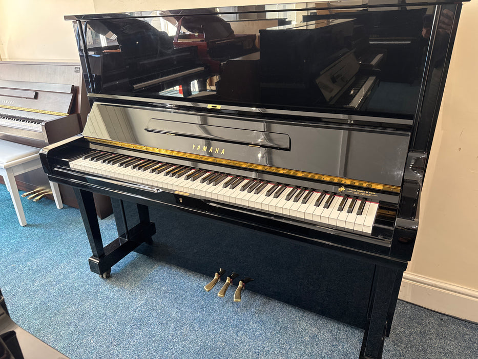 Yamaha U3