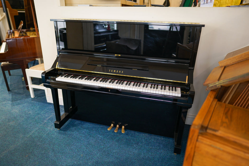 Yamaha U3 S