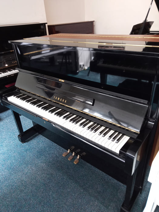 Yamaha U1H